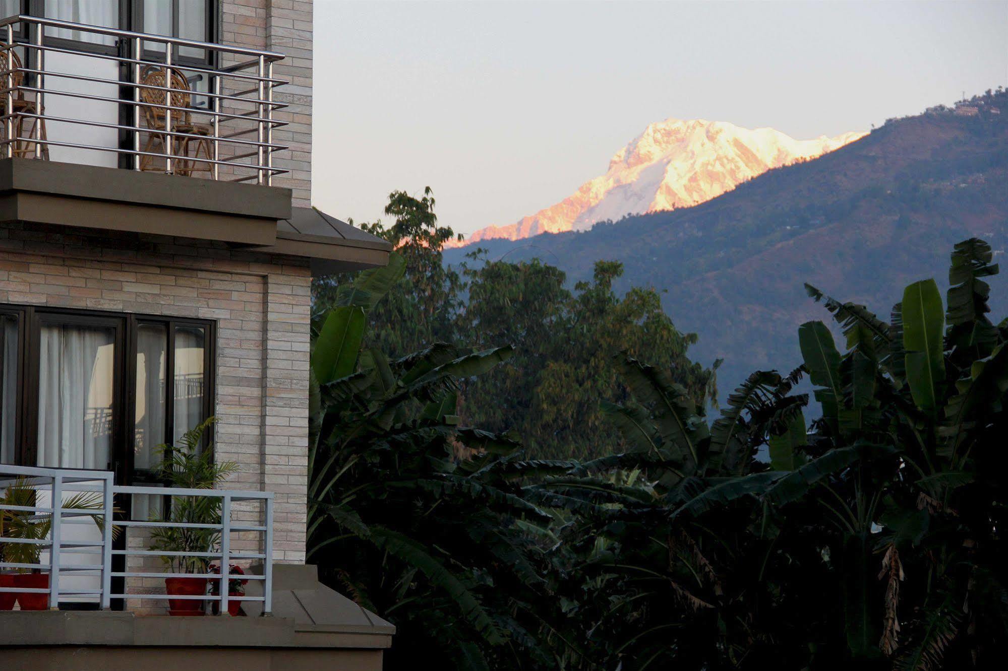 Hotel Tara Pokhara Exterior photo